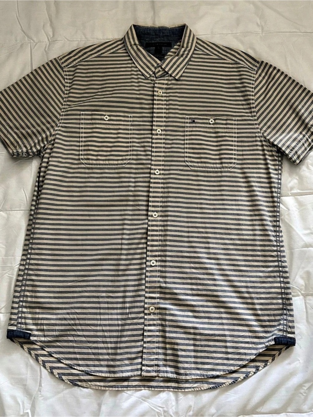 Tommy Hilfiger Custom Fit Striped Short Sleeve Shirt in Blue & Beige XL Like New